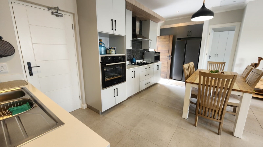 To Let 2 Bedroom Property for Rent in Glenwood Western Cape